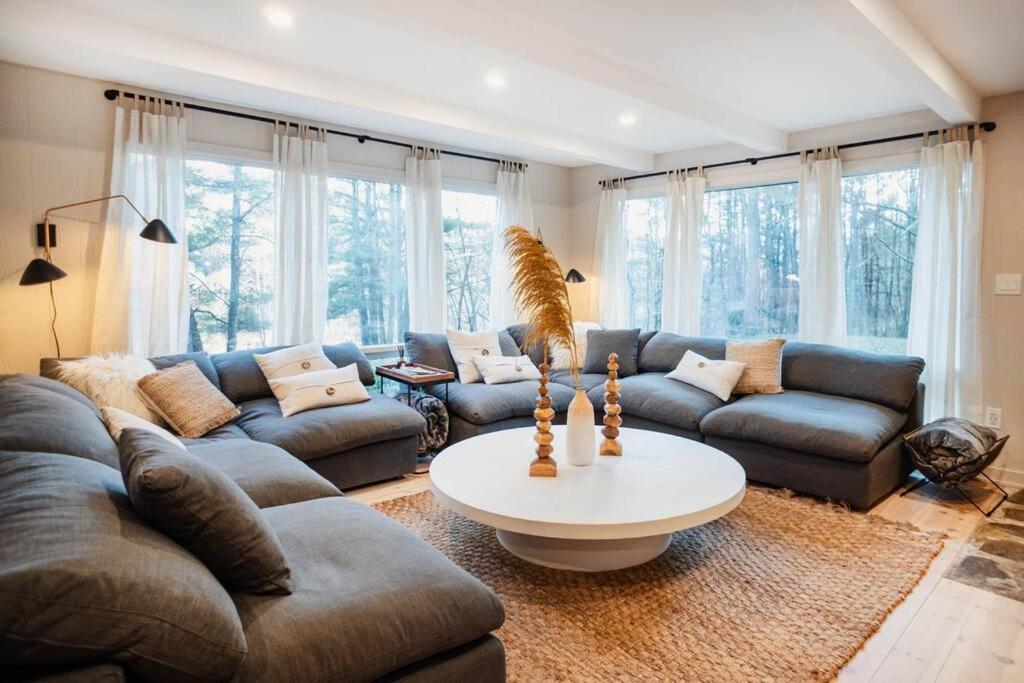 Prattvilla -Catskill -Mountain Escape 5 Bedroom ,3 Bath With Hot Tub Prattsville 외부 사진