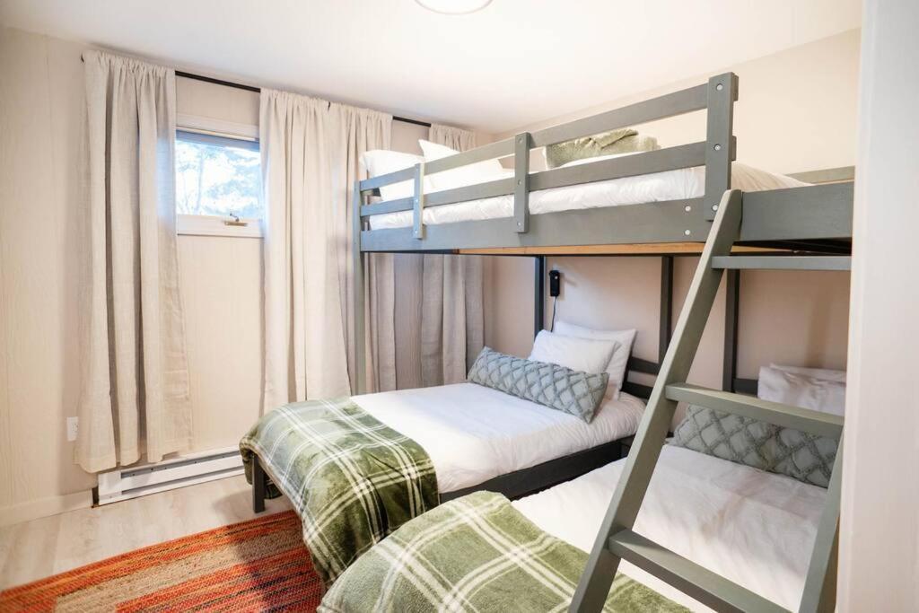 Prattvilla -Catskill -Mountain Escape 5 Bedroom ,3 Bath With Hot Tub Prattsville 외부 사진
