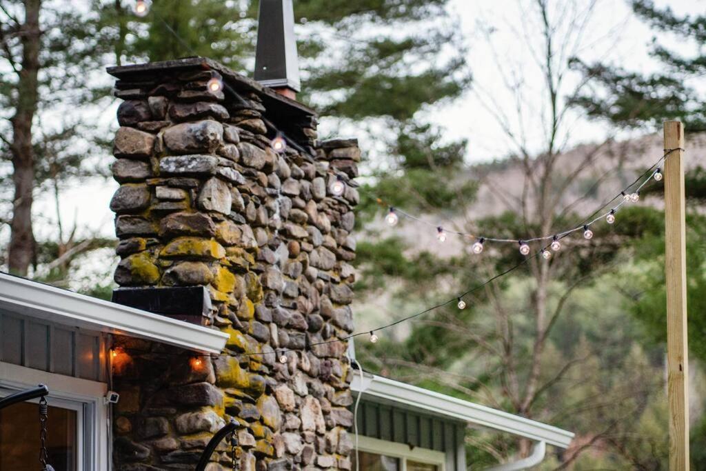 Prattvilla -Catskill -Mountain Escape 5 Bedroom ,3 Bath With Hot Tub Prattsville 외부 사진
